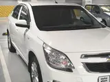 Белый Chevrolet Cobalt, 4 позиция 2022 года, КПП Автомат, в Ташкент за 11 350 y.e. id5177038, Фото №1