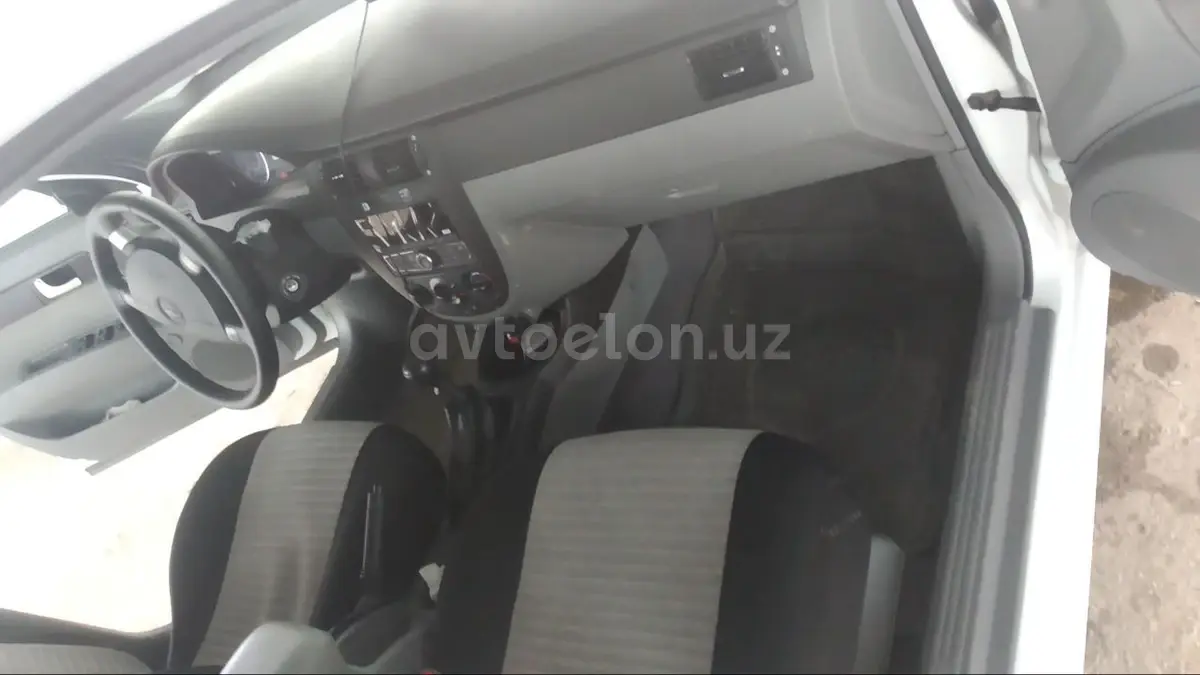 Chevrolet Gentra 2020 — 5
