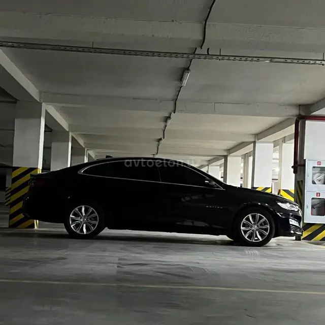 Chevrolet Malibu 2