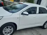 Белый Chevrolet Cobalt, 4 позиция 2024 года, КПП Автомат, в Ташкент за 12 900 y.e. id5201301