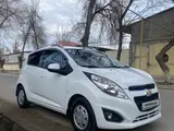 Белый Chevrolet Spark, 4 евро позиция 2021 года, КПП Автомат, в Ташкент за 11 000 y.e. id4460059, Фото №1