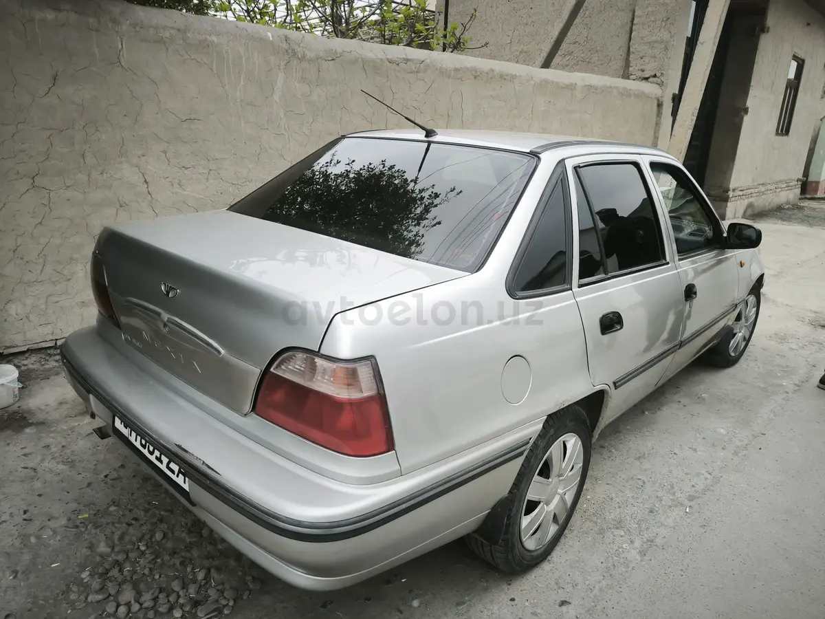 Daewoo Nexia — 3