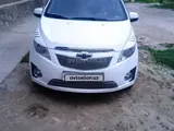 Белый Chevrolet Spark, 3 позиция 2013 года, КПП Механика, в Нарпайский район за ~5 017 y.e. id6433969, Фото №1