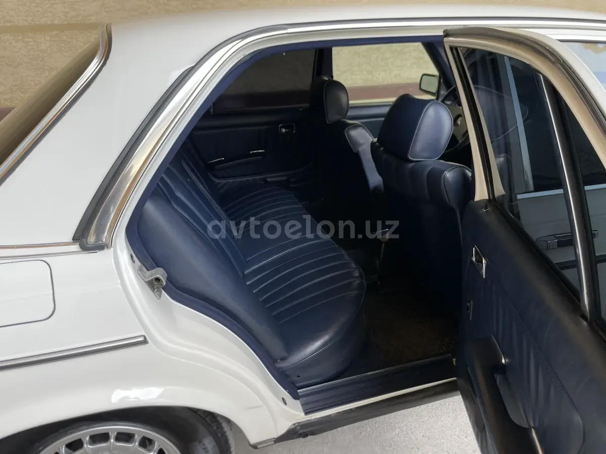 Mercedes-Benz E 250 — 5