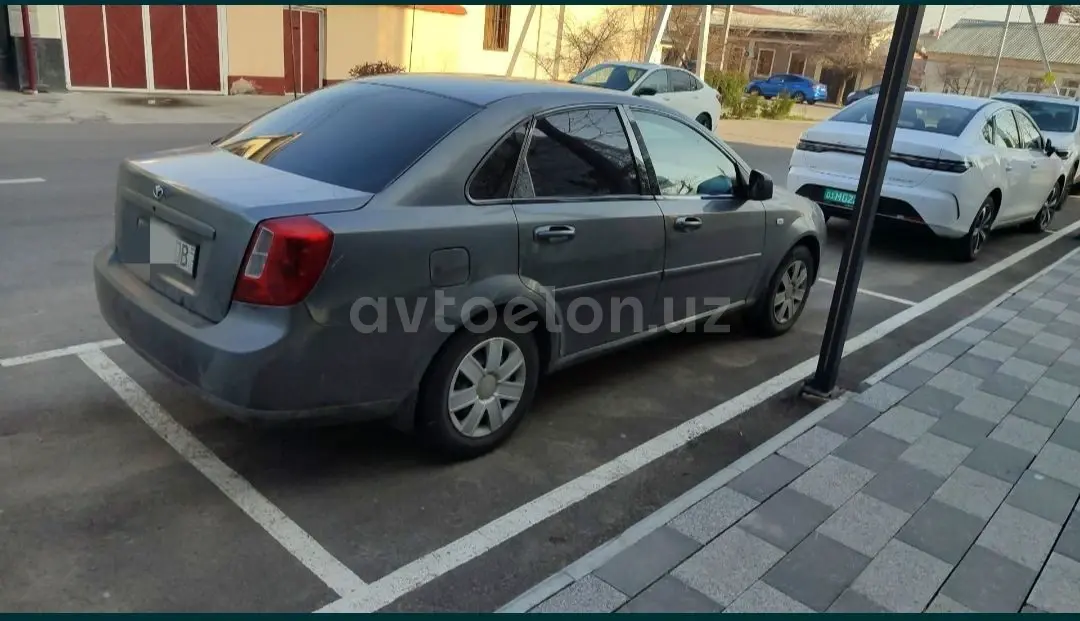 Daewoo Lacetti — 5