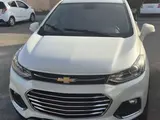Белый Chevrolet Tracker, 3 позиция 2019 года, КПП Автомат, в Фергана за 12 000 y.e. id6730152, Фото №1