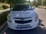 Белый Chevrolet Cobalt, 2 позиция 2015 года, КПП Механика, в Шахрисабз за 8 500 y.e. id5221633, Фото №1