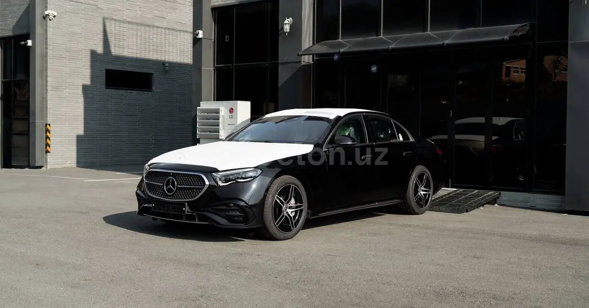 Mercedes-Benz E 300