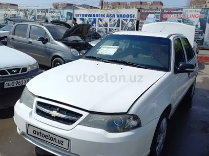 Белый Chevrolet Nexia 2, 4 позиция SOHC 2015 года, КПП Механика, в Ташкент за 6 800 y.e. id4980410