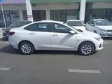 Белый Chevrolet Onix 2023 года, КПП Автомат, в Ташкент за ~14 308 y.e. id5189630, Фото №1