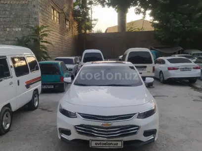 Oq Chevrolet Malibu 2 2018 yil, КПП Avtomat, shahar Samarqand uchun 16 999 у.е. id5213167