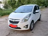 Белый Chevrolet Spark, 1 позиция 2015 года, КПП Механика, в Янгиюльский район за 6 000 y.e. id6338134, Фото №1