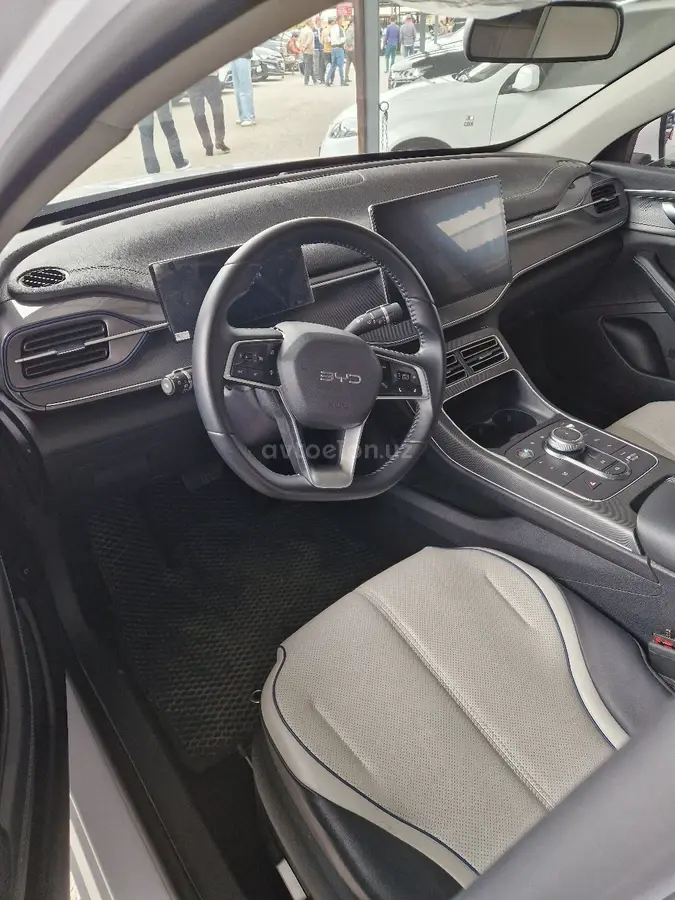 BYD Song Plus DM-i Champion — 6