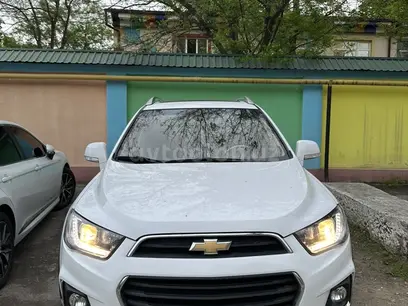 Белый Chevrolet Captiva, 4 позиция 2018 года, КПП Автомат, в Ташкент за 22 000 y.e. id4961910