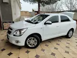 Белый Chevrolet Cobalt, 4 позиция 2022 года, КПП Автомат, в Джизак за 12 700 y.e. id5074308, Фото №1