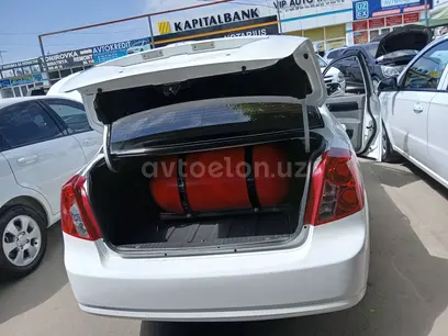 Белый Chevrolet Gentra, 2 позиция 2019 года, КПП Механика, в Ташкент за 11 900 y.e. id4982228