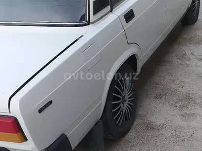 Белый ВАЗ (Lada) 2107 2000 года, КПП Механика, в Чирчик за 2 500 y.e. id5193071