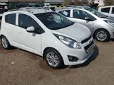 Белый Chevrolet Spark, 4 позиция 2022 года, КПП Автомат, в Бухара за 10 150 y.e. id6647646, Фото №1
