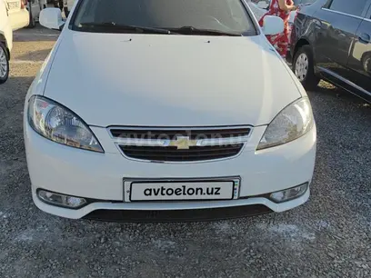 Белый Chevrolet Gentra, 2 позиция 2020 года, КПП Механика, в Гулистан за 11 100 y.e. id5191602