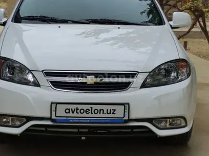 Белый Chevrolet Gentra, 2 позиция 2020 года, КПП Механика, в Кукдалинский район за 13 000 y.e. id5189398