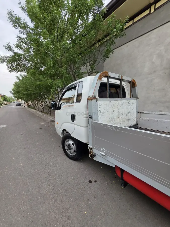 Kia Bongo — 4