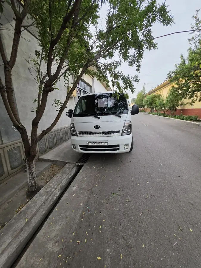 Kia Bongo — 7
