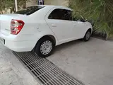 Белый Chevrolet Cobalt, 2 позиция 2021 года, КПП Механика, в Бухара за 10 000 y.e. id6678720, Фото №1