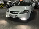 Белый Chevrolet Gentra, 3 позиция 2022 года, КПП Автомат, в Ташкент за 14 300 y.e. id5028653, Фото №1