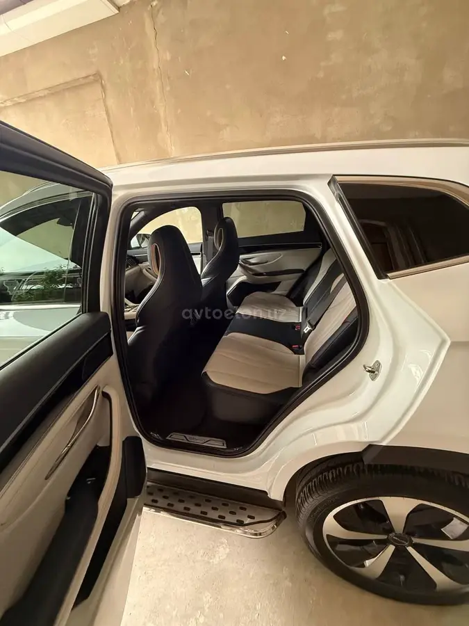 BYD Song Plus DM-i