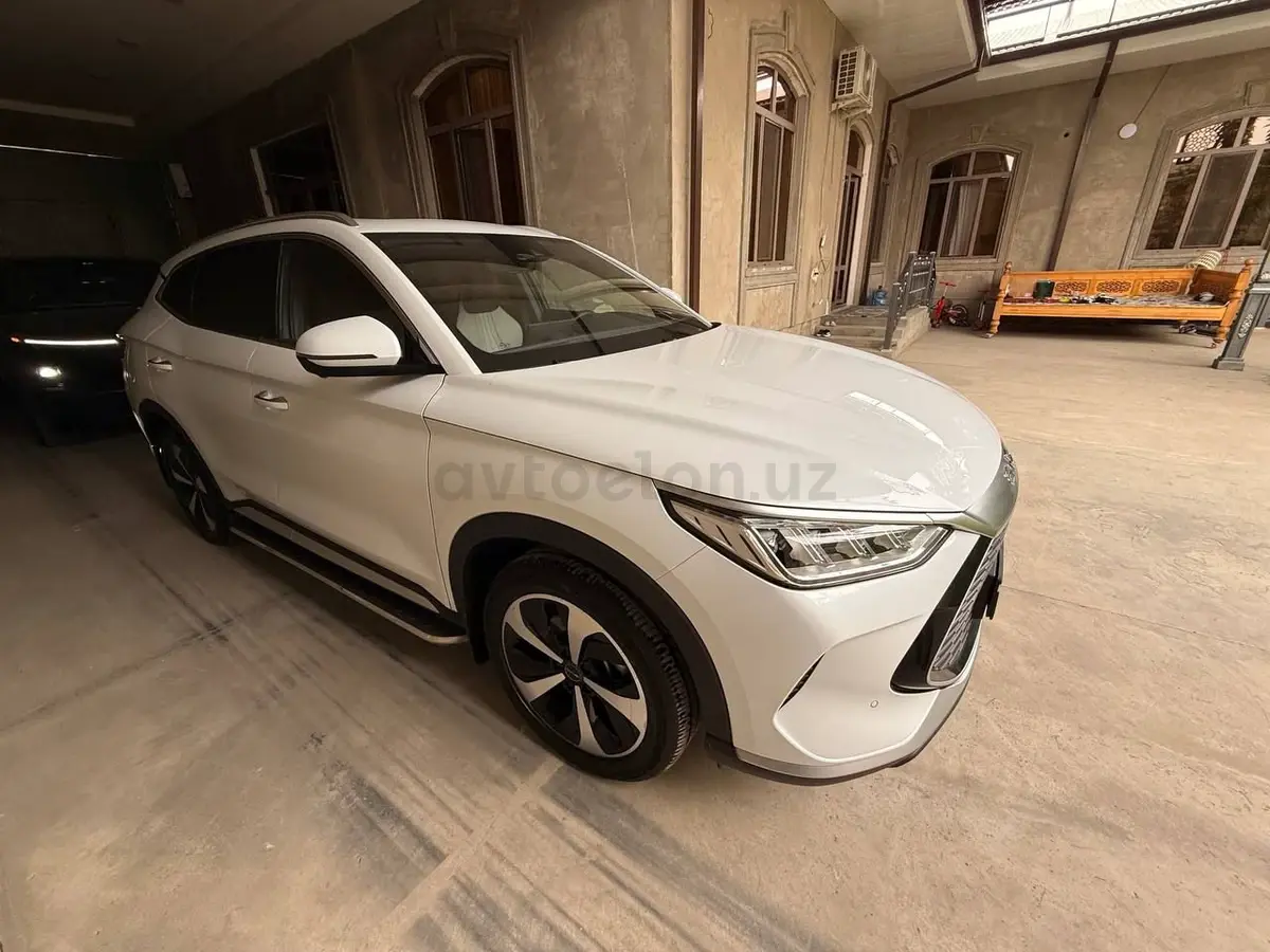BYD Song Plus DM-i — 5