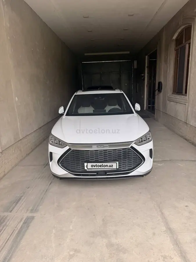 BYD Song Plus DM-i — 9