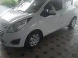 Белый Chevrolet Spark, 4 позиция 2018 года, КПП Автомат, в Бухара за 7 700 y.e. id6397215, Фото №1