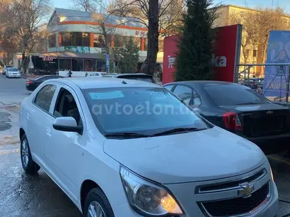Белый Chevrolet Cobalt, 4 позиция 2024 года, КПП Автомат, в Ташкент за 12 800 y.e. id4600539