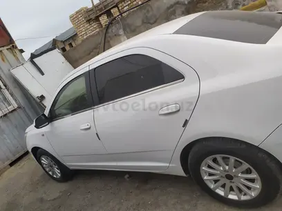 Белый Chevrolet Cobalt, 2 евро позиция 2015 года, КПП Механика, в Ташкент за 8 050 y.e. id4998933