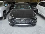 Черный Hyundai Sonata 2021 года, КПП Робот, в Андижан за 23 000 y.e. id6653710, Фото №1