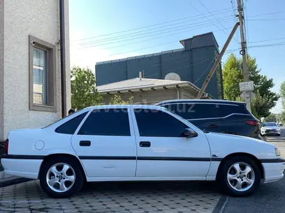 Белый Opel Vectra 1994 года, КПП Механика, в Ташкент за 4 000 y.e. id6495955