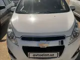 Белый Chevrolet Spark, 3 позиция 2019 года, КПП Механика, в Навои за ~7 540 y.e. id5234255, Фото №1
