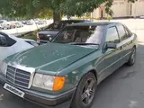 Зеленый Mercedes-Benz E 200 1988 года, КПП Механика, в Ташкент за 4 800 y.e. id6355585, Фото №1