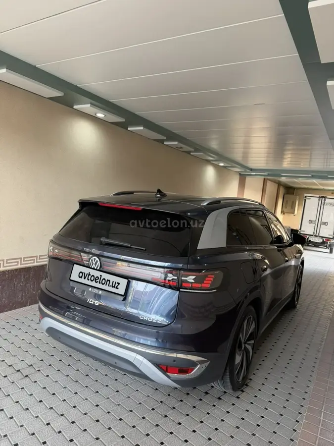 Volkswagen ID.6 — 2