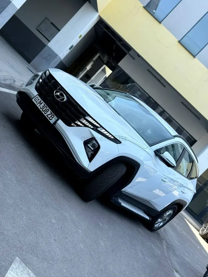 Hyundai Tucson — 2