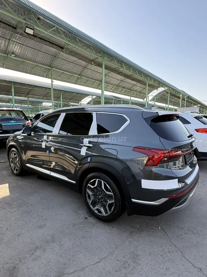 Hyundai Santa Fe — 3