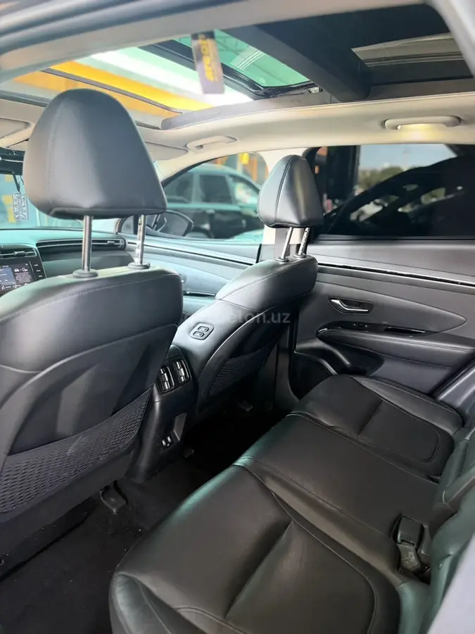 Hyundai Tucson — 4