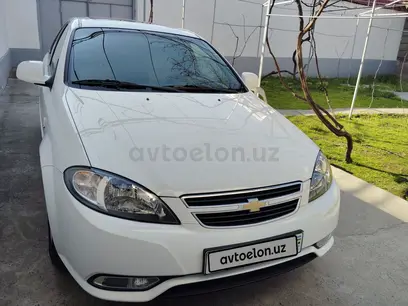 Белый Chevrolet Gentra, 3 позиция 2022 года, КПП Автомат, в Ташкент за 15 500 y.e. id4969754