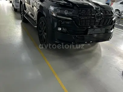 Черный Toyota Land Cruiser 2019 года, КПП Автомат, в Ташкент за 65 000 y.e. id4988447
