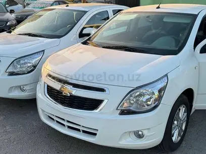Белый Chevrolet Cobalt, 4 позиция 2024 года, КПП Автомат, в Ташкент за 12 850 y.e. id5184360