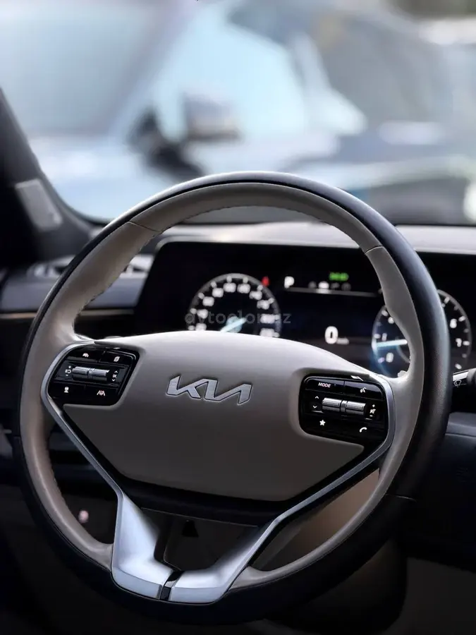 Kia K8 — 9