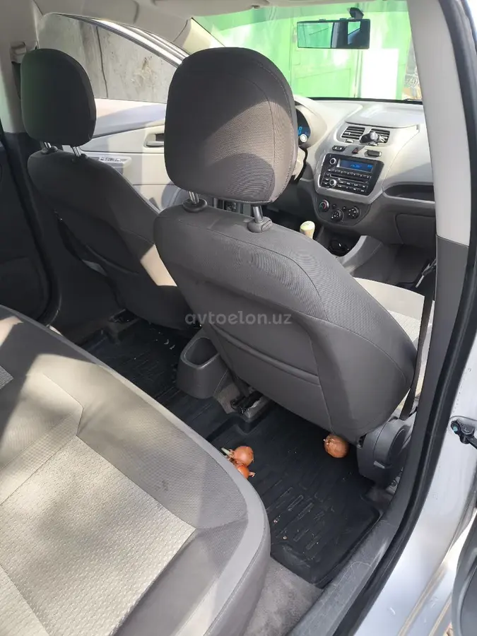 Chevrolet Cobalt 2013 — 8