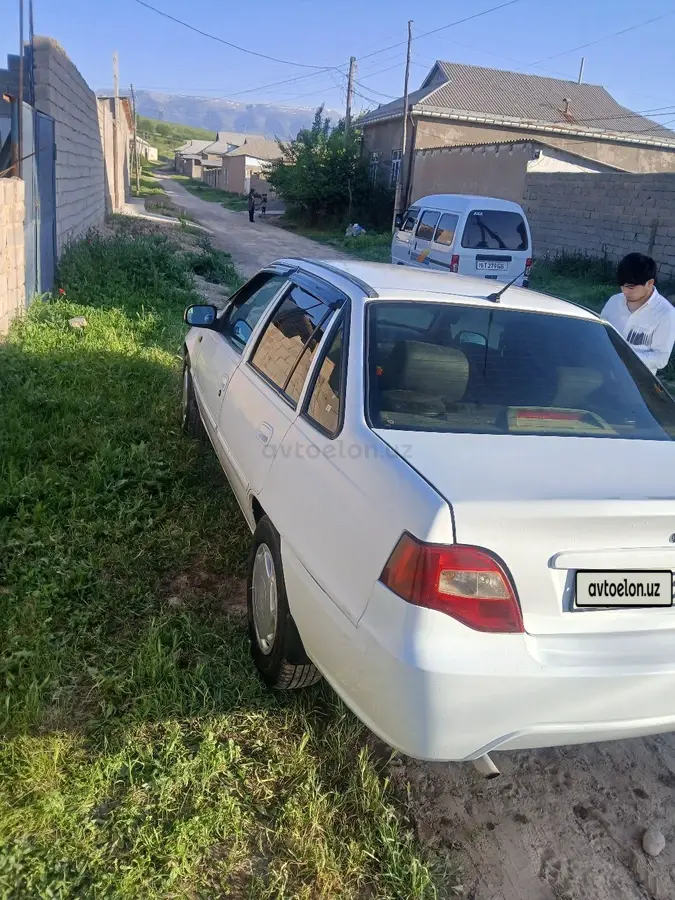 Daewoo Nexia II — 4