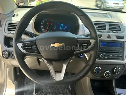 Мокрый асфальт Chevrolet Cobalt, 4 позиция 2019 года, КПП Автомат, в Ташкент за 11 500 y.e. id4880156