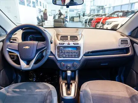 Chevrolet Cobalt 2025 — 2
